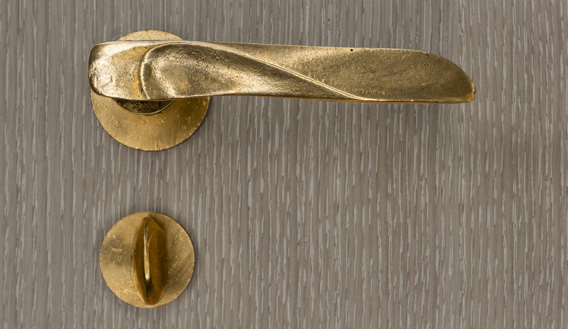 Versa Lever