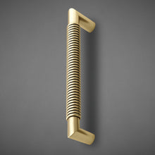 Load image into Gallery viewer, AP121 - Hamilton Sinkler