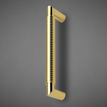 Load image into Gallery viewer, AP121 - Hamilton Sinkler