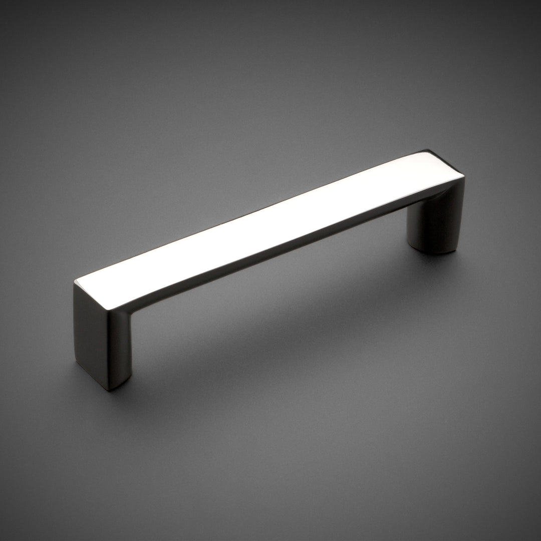 Drawer pulls